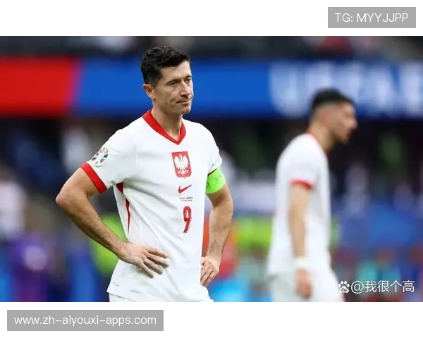 球队更衣室秘密曝光：明星球员夜会经理人引风波